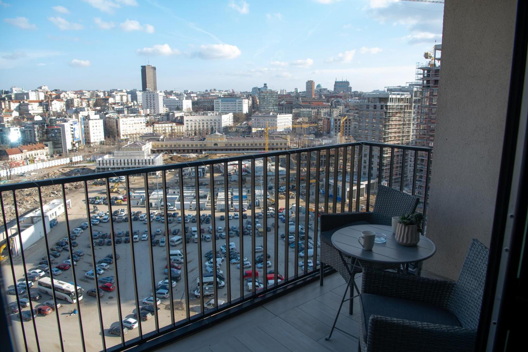 Waterfront Promenade Apartment
